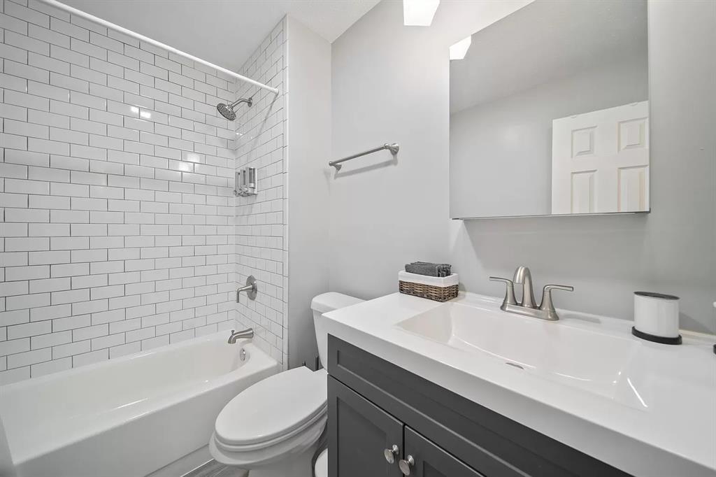 3381 Sam Rayburn Run Carrollton, TX 75007 - Photo 15 of 26