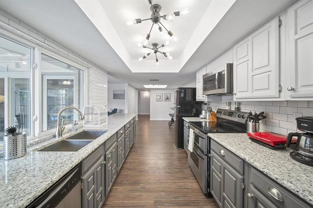 3381 Sam Rayburn Run Carrollton, TX 75007 - Photo 2 of 26