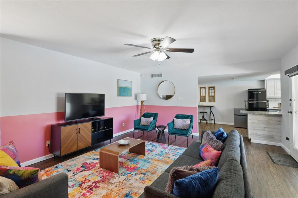 3381 Sam Rayburn Run Carrollton, TX 75007 - Photo 6 of 38