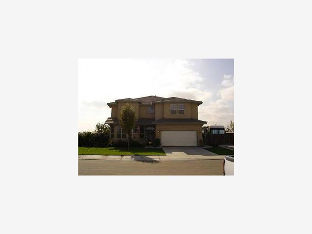 1286 Sapphire Court Ripon, CA 95366 - Photo 1 of 11 Gallery Image 1