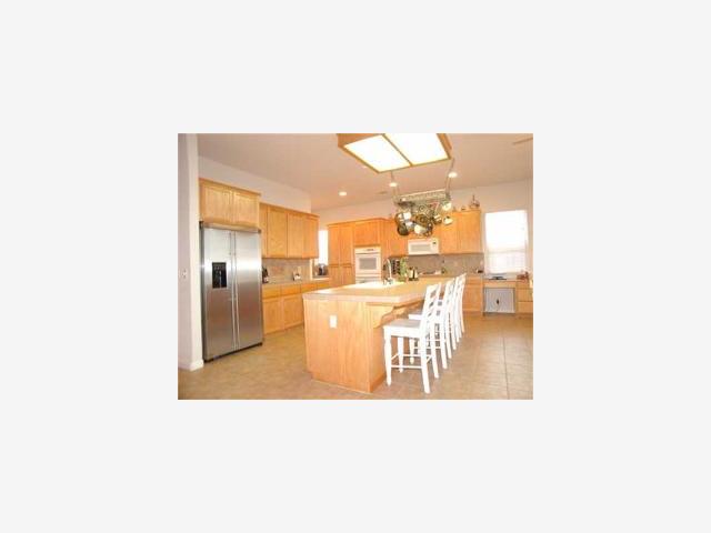 1286 Sapphire Court Ripon, CA 95366 - Photo 2 of 11 Gallery Image 2
