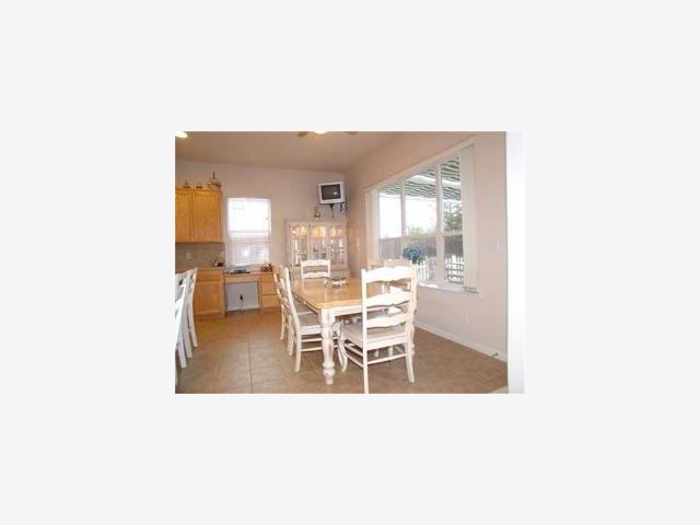 1286 Sapphire Court Ripon, CA 95366 - Photo 3 of 11 Gallery Image 3