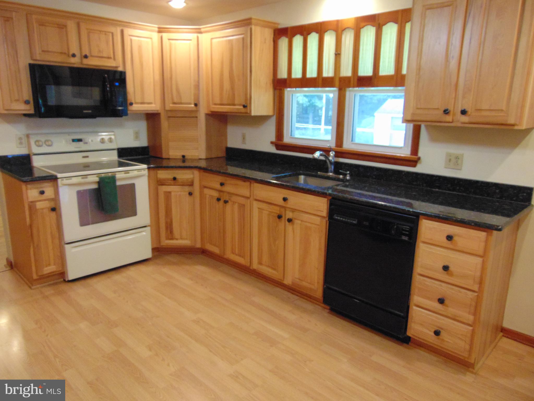 250 Corner Ketch Road Downingtown, PA 19335 - Photo 3 of 17 Gallery Image 3