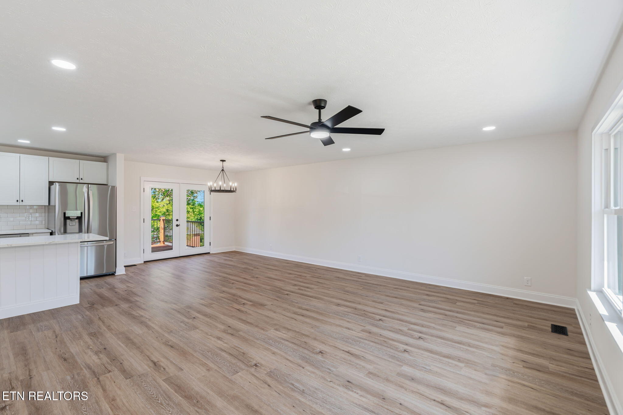 8236 Spruceland Road Powell, TN 37849 - Photo 12 of 52 9-web-or-mls-8236 Spruceland Road-21