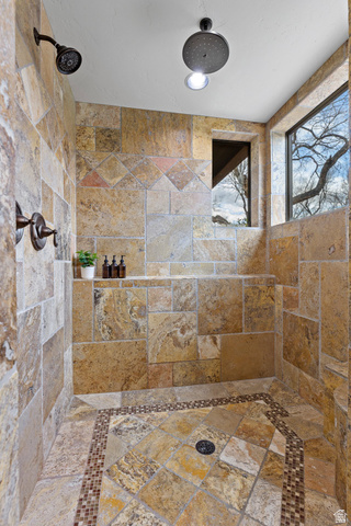 98 Bridge Road Rockville, UT 84763 - Photo 26 of 64 Primary Suite - Walk-in Shower