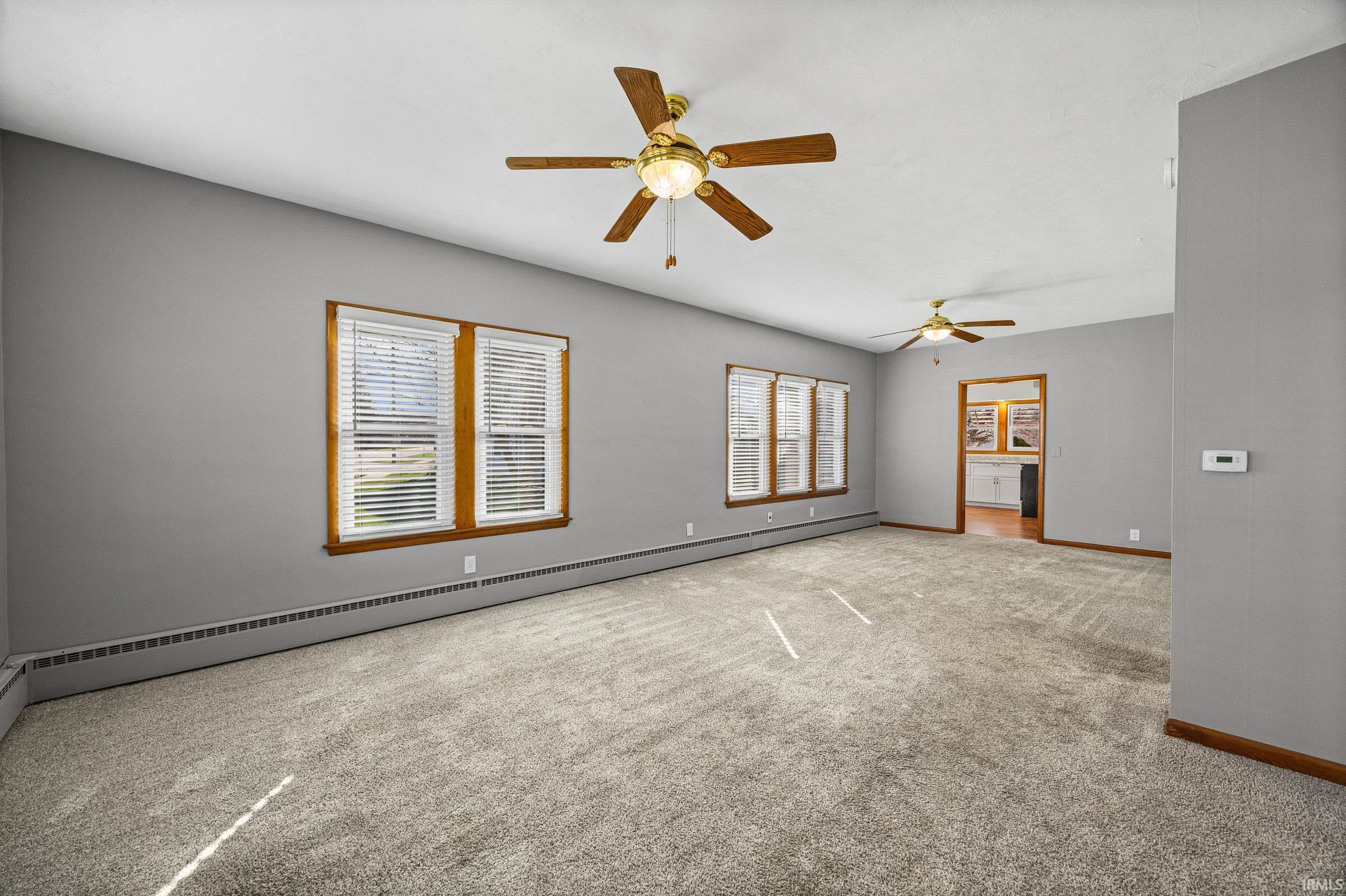 313 West Jackson Street Mulberry, IN 46058 - Photo 4 of 27