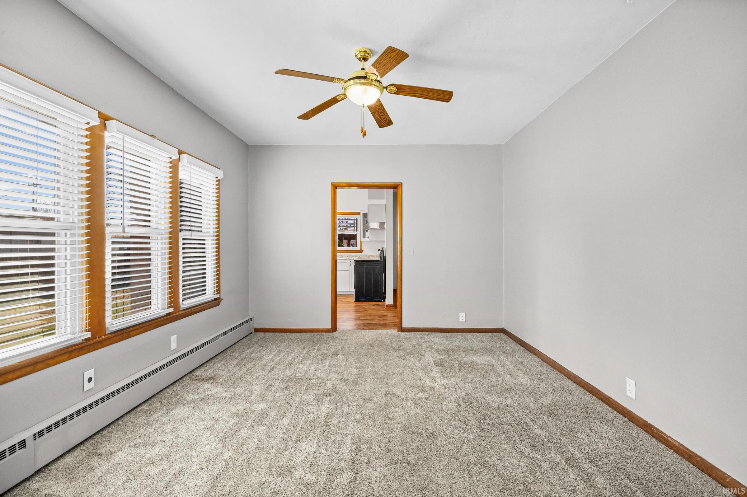 313 West Jackson Street Mulberry, IN 46058 - Photo 6 of 27