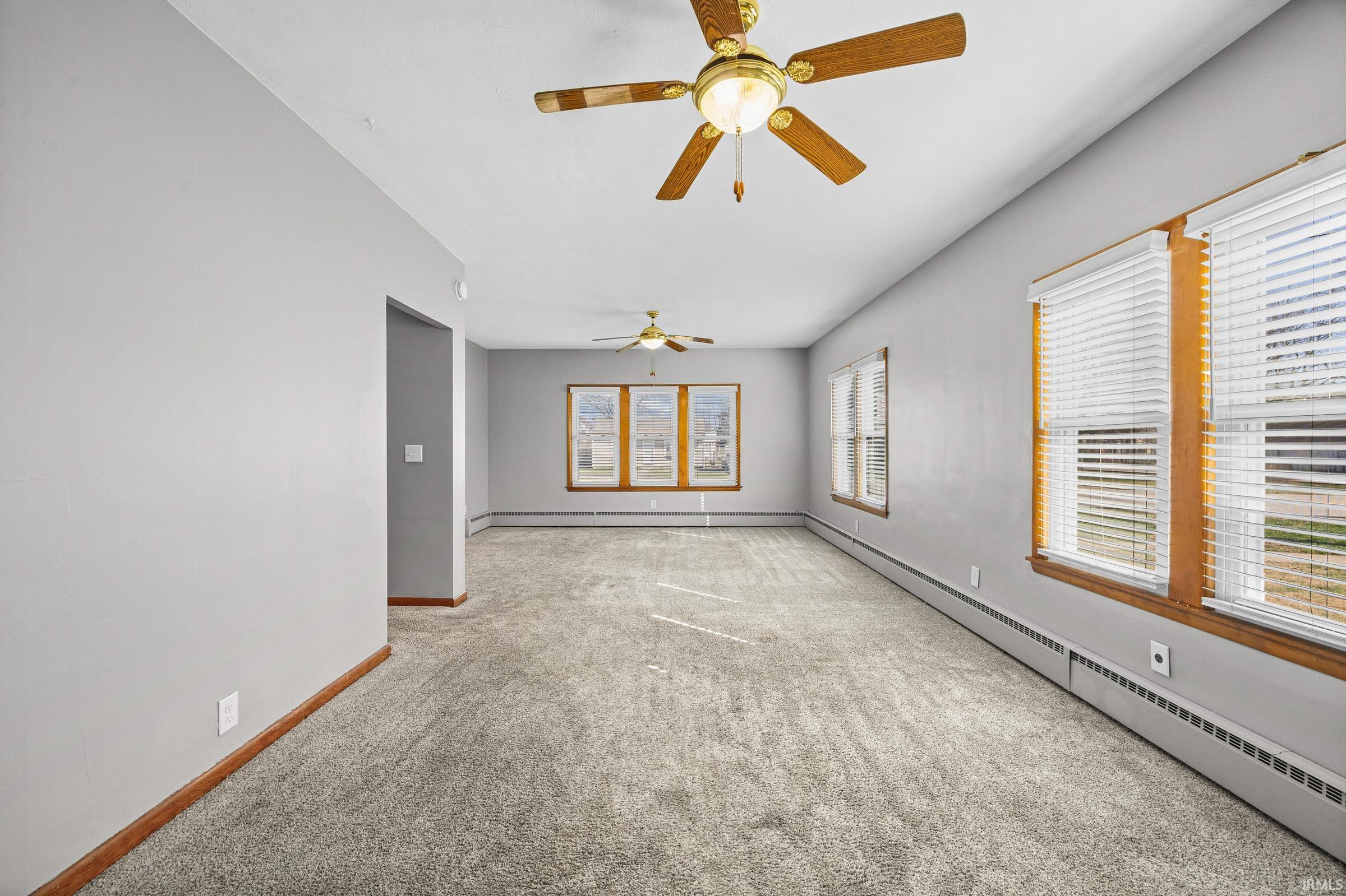 313 West Jackson Street Mulberry, IN 46058 - Photo 7 of 27
