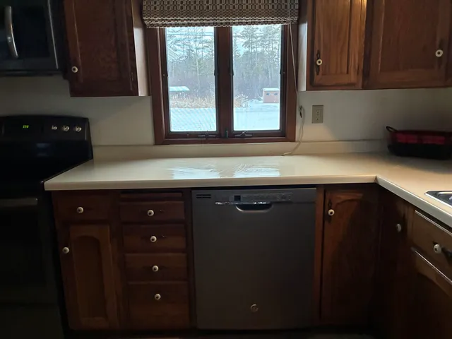 $699,900 | N6120 Cattau Beach Court, Shawano, WI 54166