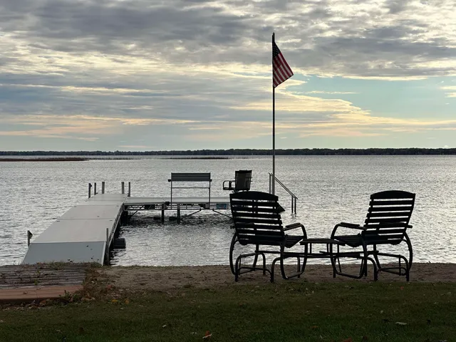 $699,900 | N6120 Cattau Beach Court, Shawano, WI 54166