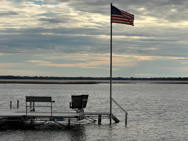 $699,900 | N6120 Cattau Beach Court, Shawano, WI 54166