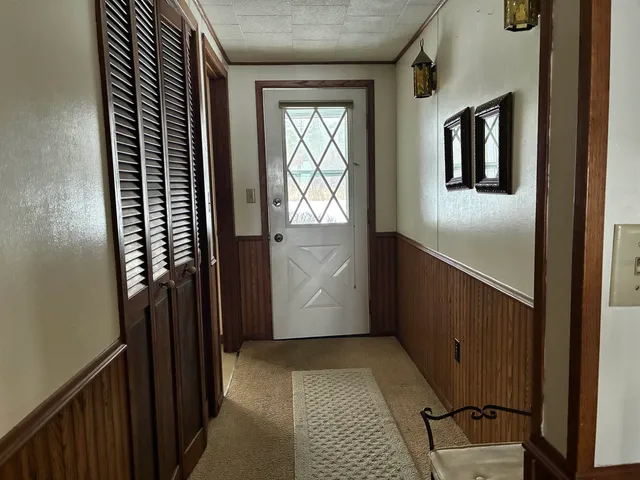 $699,900 | N6120 Cattau Beach Court, Shawano, WI 54166