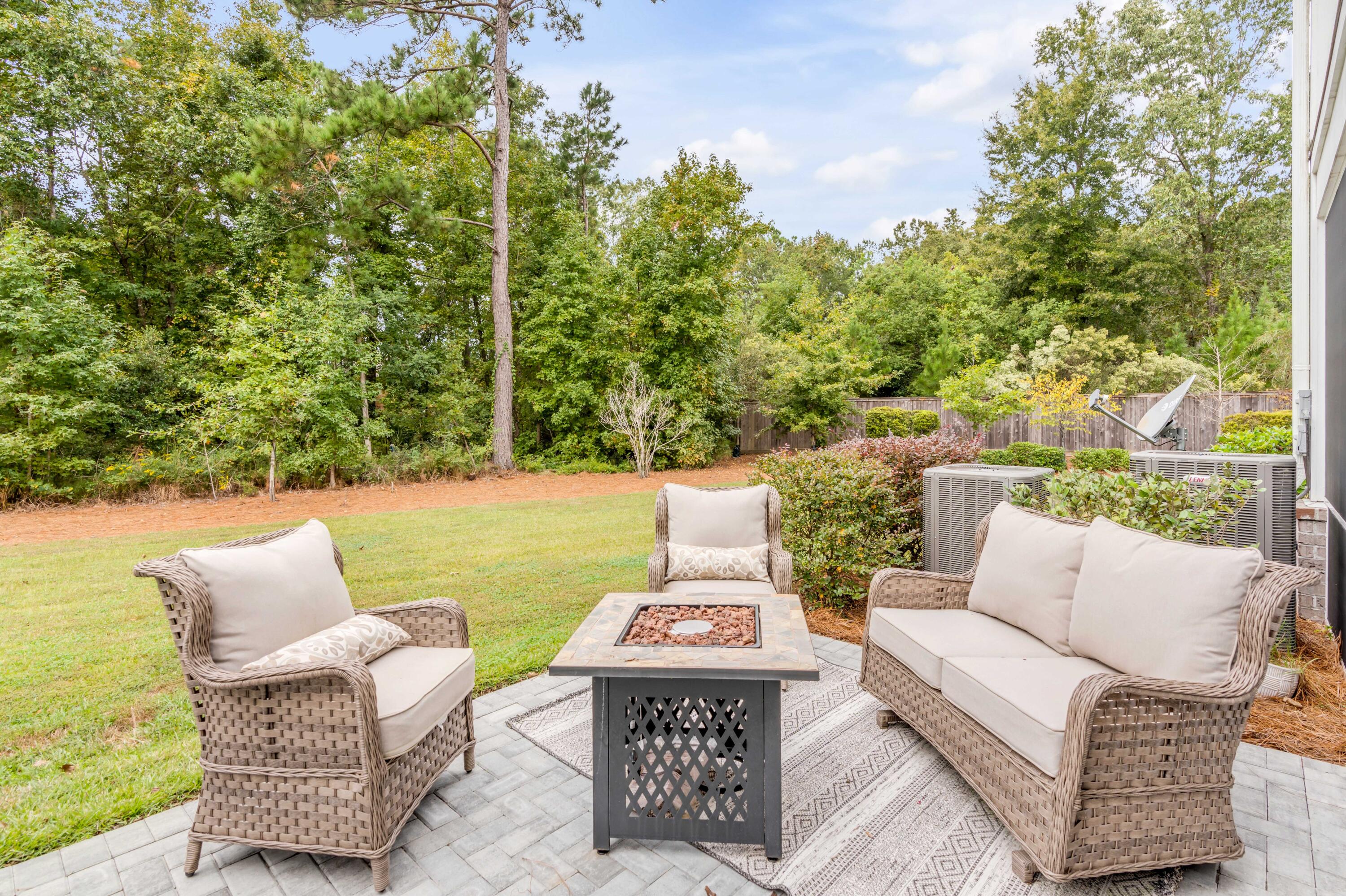 1558 Moss Spring Road Mount Pleasant, SC 29466 - Photo 32 of 39 Patio