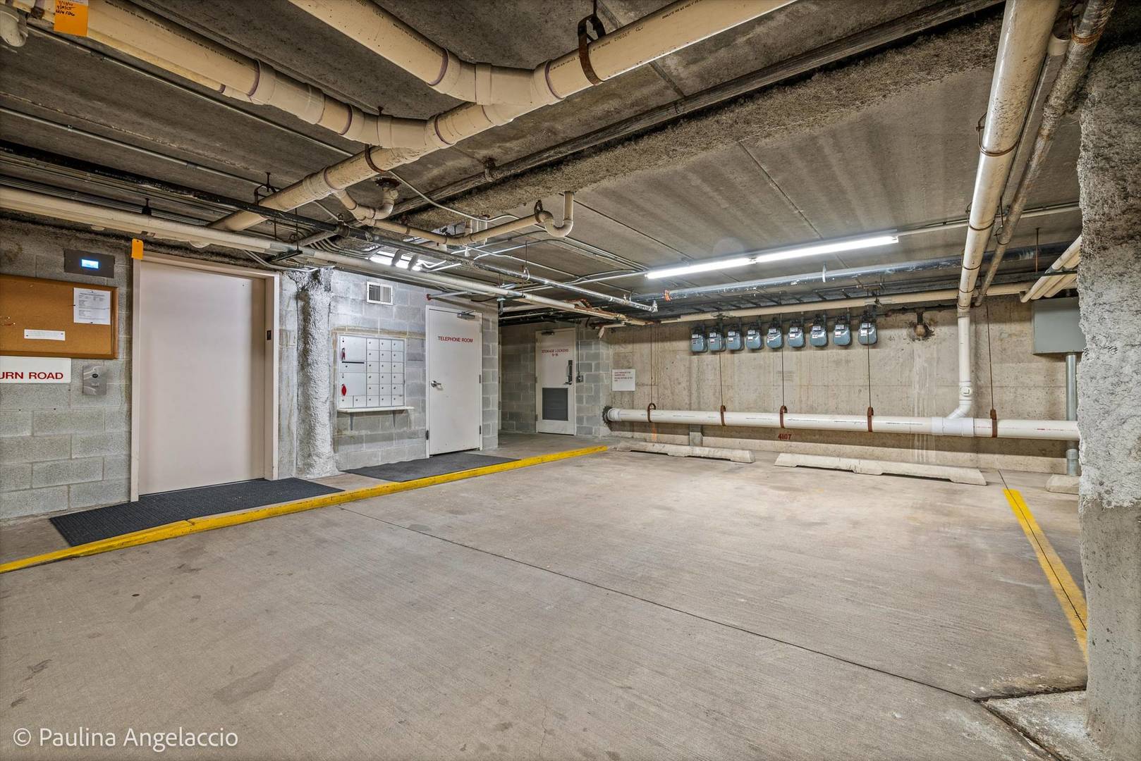 412 Kelburn Road, Unit 212 Deerfield, IL 60015 - Photo 14 of 19 Gallery Image 14