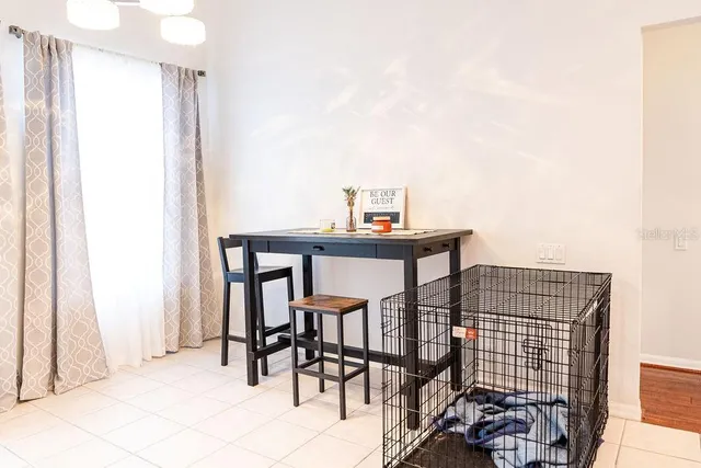 $2,800 | 1282 Paradise Lake Drive, Tarpon Springs, FL 34689