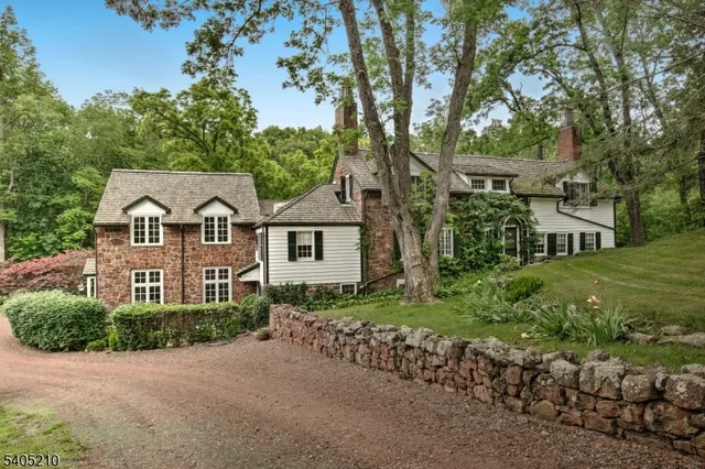 $1,950,000 | 205 Longview Road, Bedminster, NJ 07931