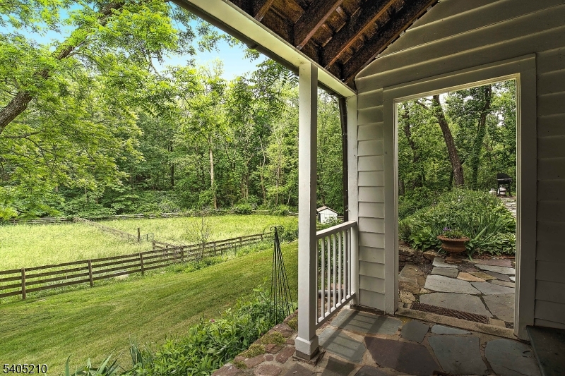 205 Longview Road Bedminster, NJ 07931 - Photo 21 of 27