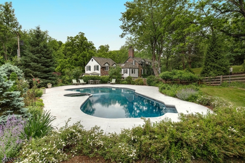 205 Longview Road Bedminster, NJ 07931 - Photo 23 of 27