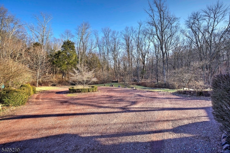 205 Longview Road Bedminster, NJ 07931 - Photo 26 of 27