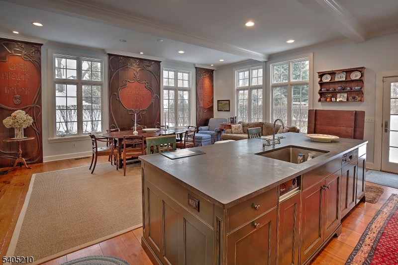 205 Longview Road Bedminster, NJ 07931 - Photo 3 of 27