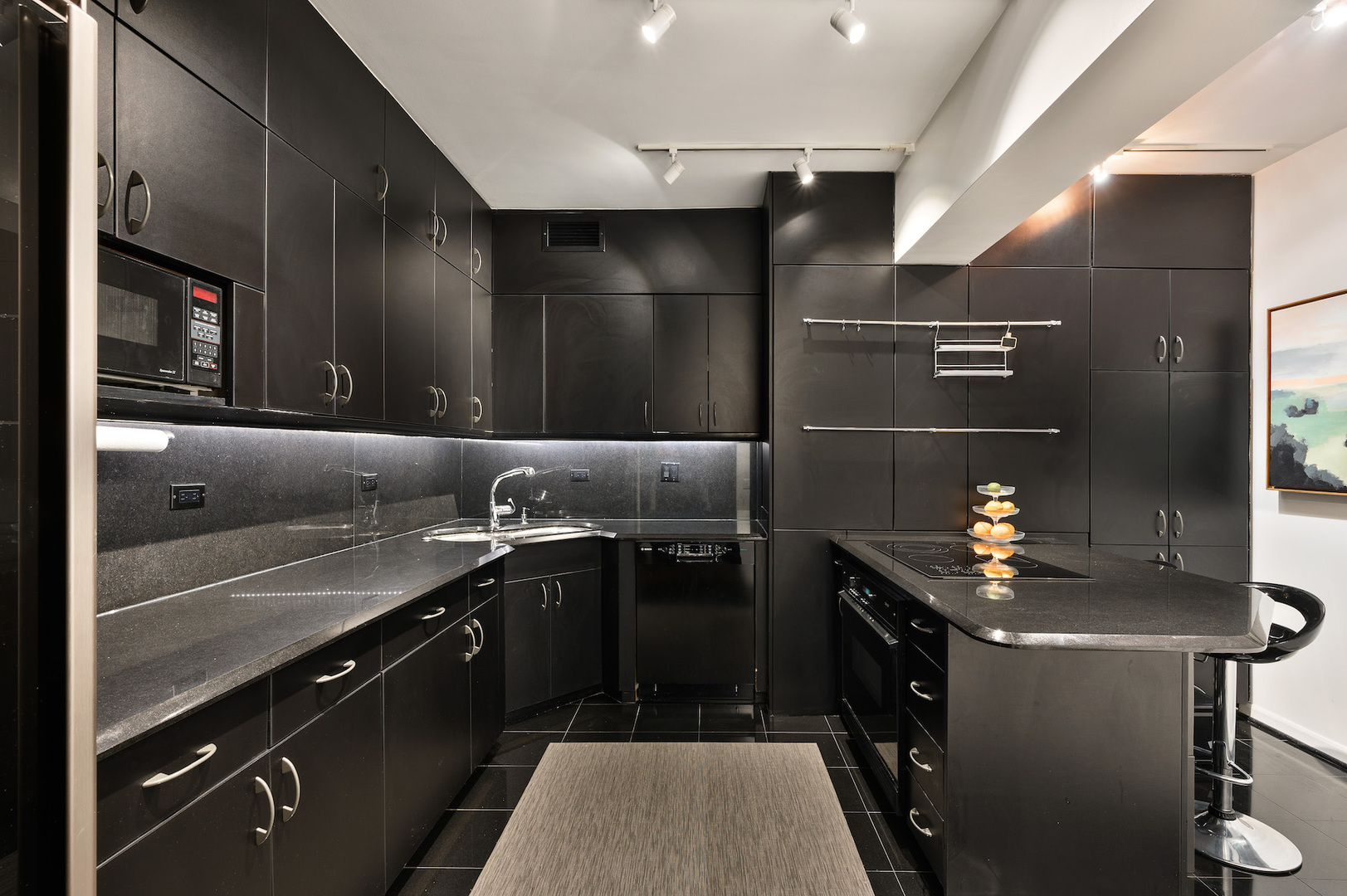 175 East Delaware Place, Unit 46254601 Chicago, IL 60611 - Photo 15 of 33