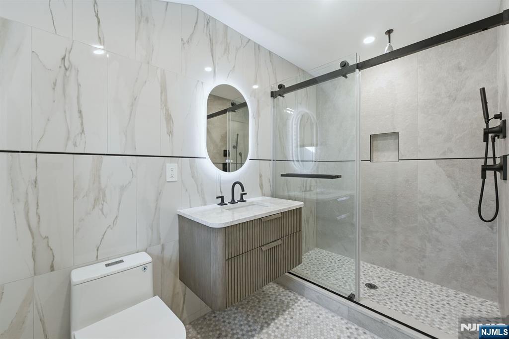 121 Engle Street Cresskill, NJ 07626 - Photo 35 of 50