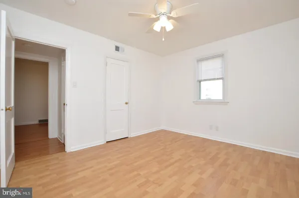 $2,600 | 432 North Coles Avenue, Maple Shade, NJ 08052