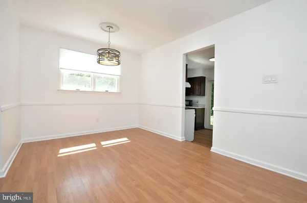 $2,600 | 432 North Coles Avenue, Maple Shade, NJ 08052