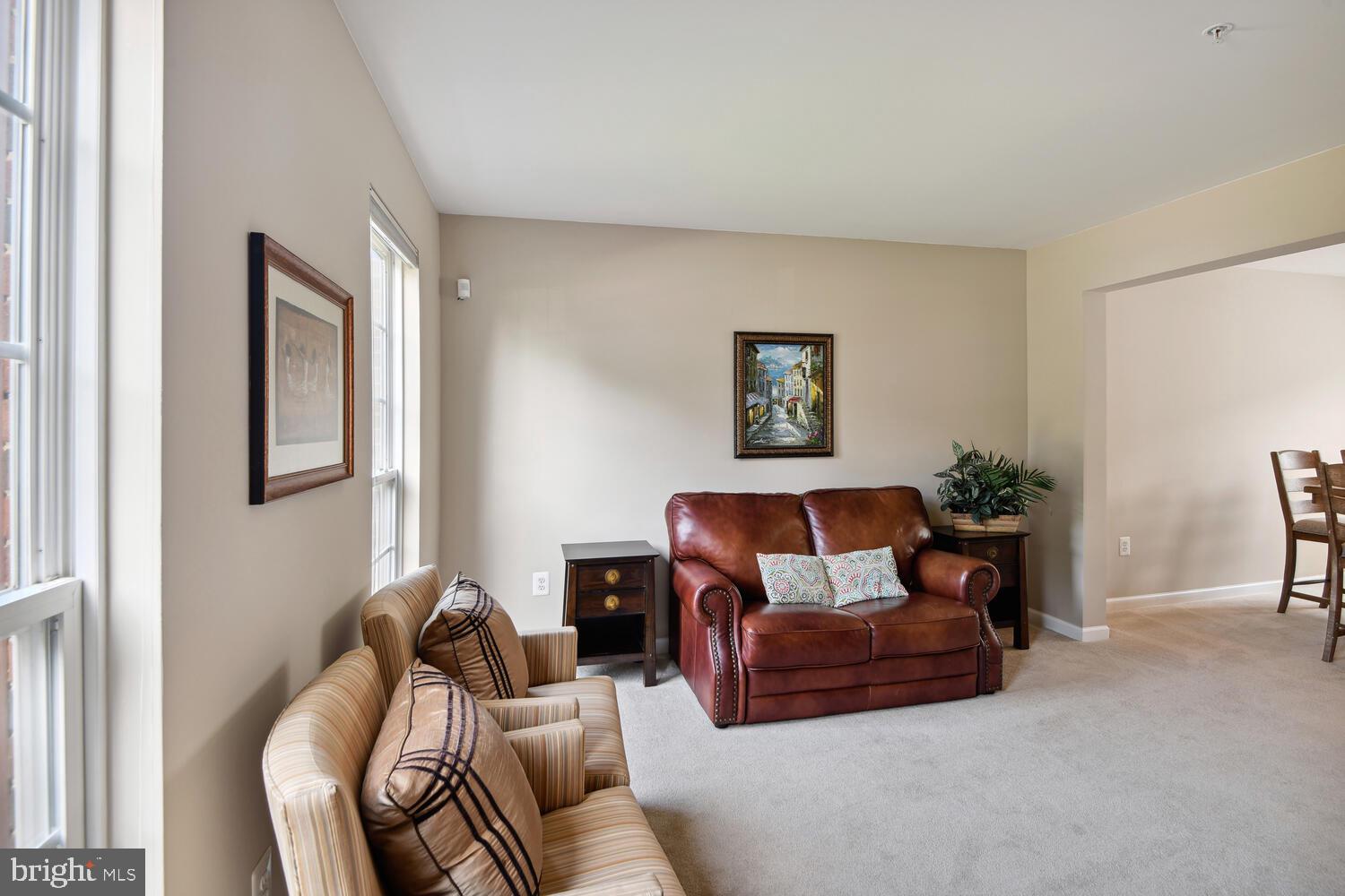 8316 River Park Road Bowie, MD 20715 - Photo 11 of 40 Living Area from foyer