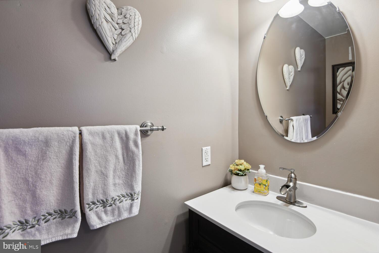 8316 River Park Road Bowie, MD 20715 - Photo 15 of 40 Powder Room