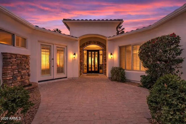 $1,299,500 | 303 East Wexford Court, Phoenix, AZ 85020