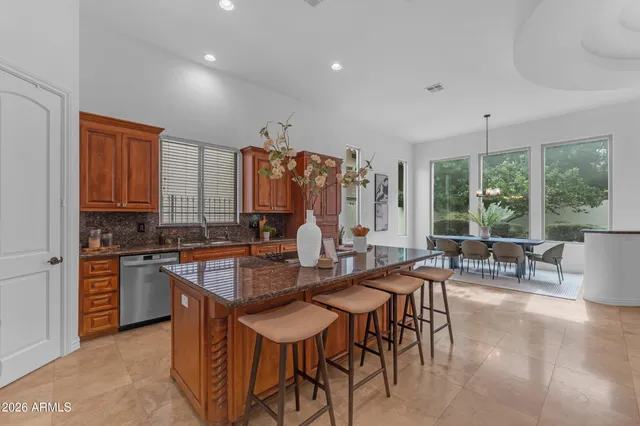 $1,299,500 | 303 East Wexford Court, Phoenix, AZ 85020