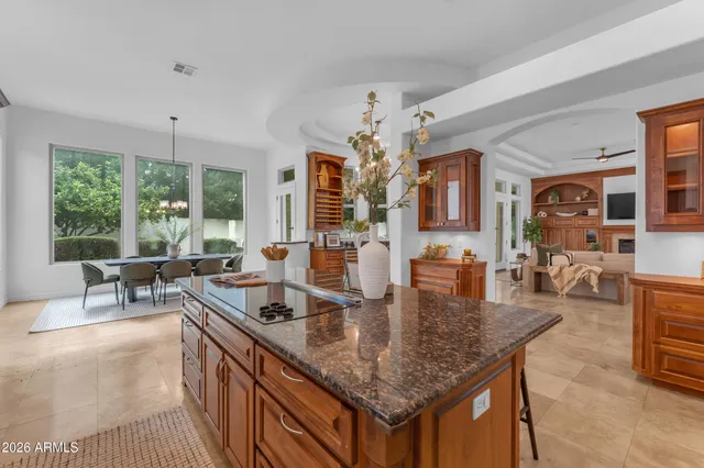 $1,299,500 | 303 East Wexford Court, Phoenix, AZ 85020