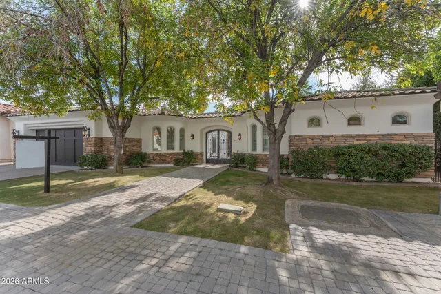 $1,299,500 | 303 East Wexford Court, Phoenix, AZ 85020
