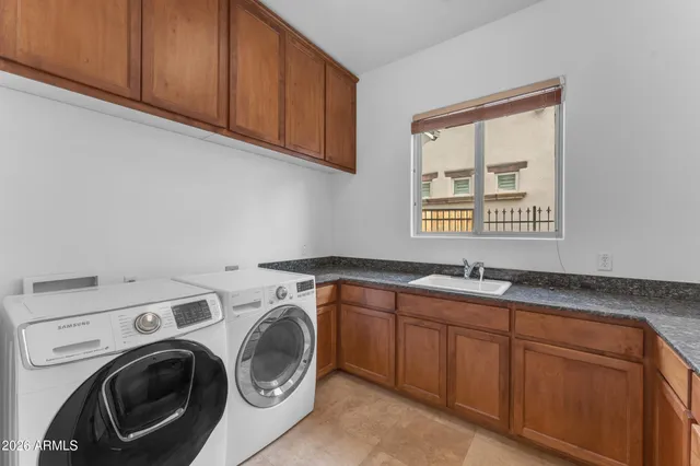 $1,299,500 | 303 East Wexford Court, Phoenix, AZ 85020