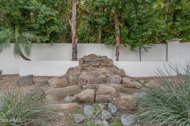 $1,299,500 | 303 East Wexford Court, Phoenix, AZ 85020