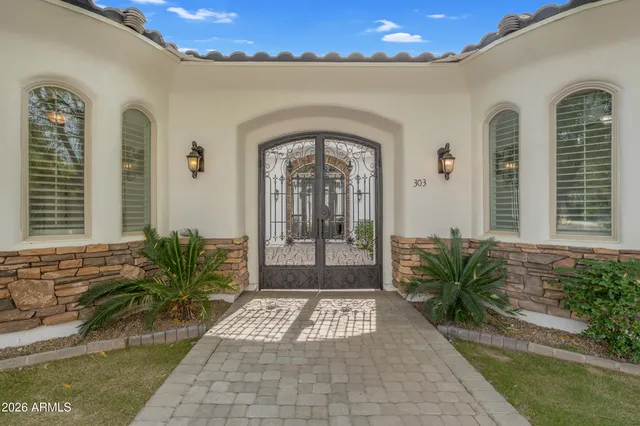 $1,299,500 | 303 East Wexford Court, Phoenix, AZ 85020