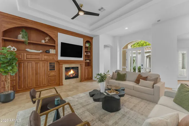 $1,299,500 | 303 East Wexford Court, Phoenix, AZ 85020