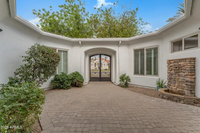 $1,299,500 | 303 East Wexford Court, Phoenix, AZ 85020