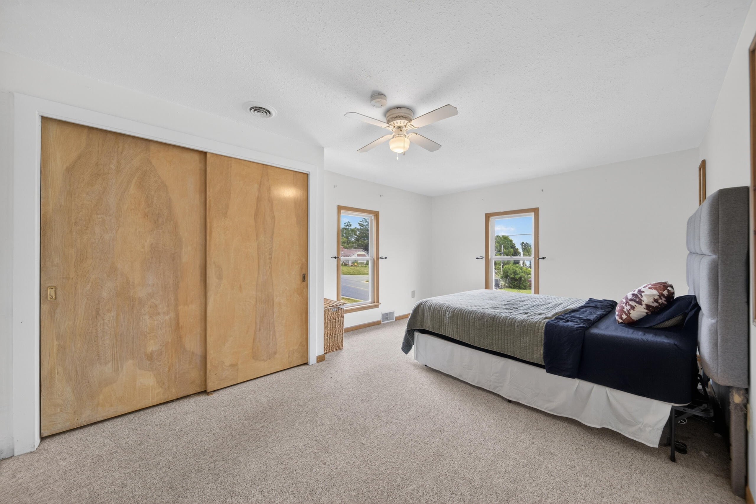 206 Lake Street Cascade, WI 53011 - Photo 15 of 33 Spacious bedroom 2