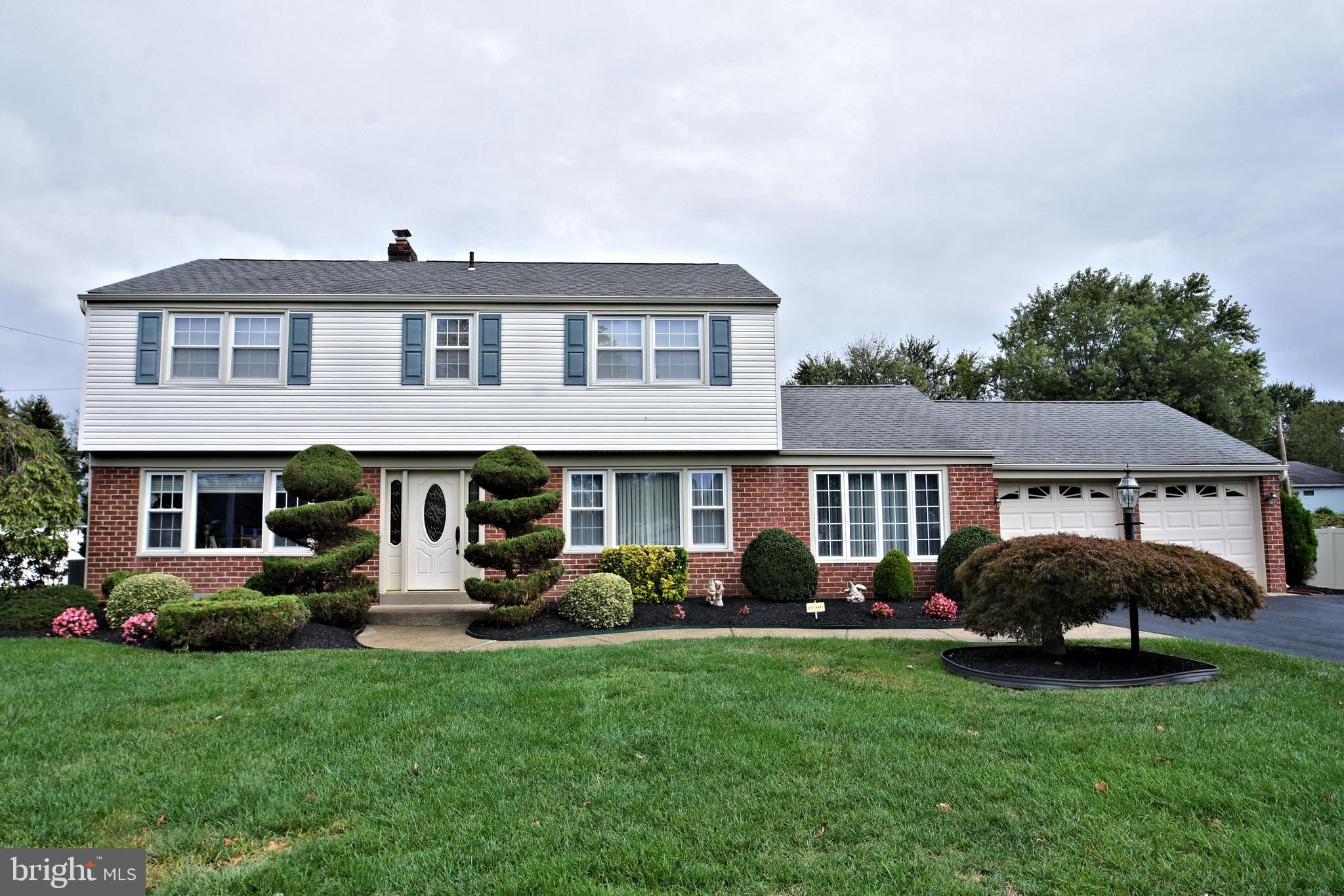 415 Lawrence Road Huntingdon Valley, PA 19006 - Photo 1 of 27 Gallery Image 1