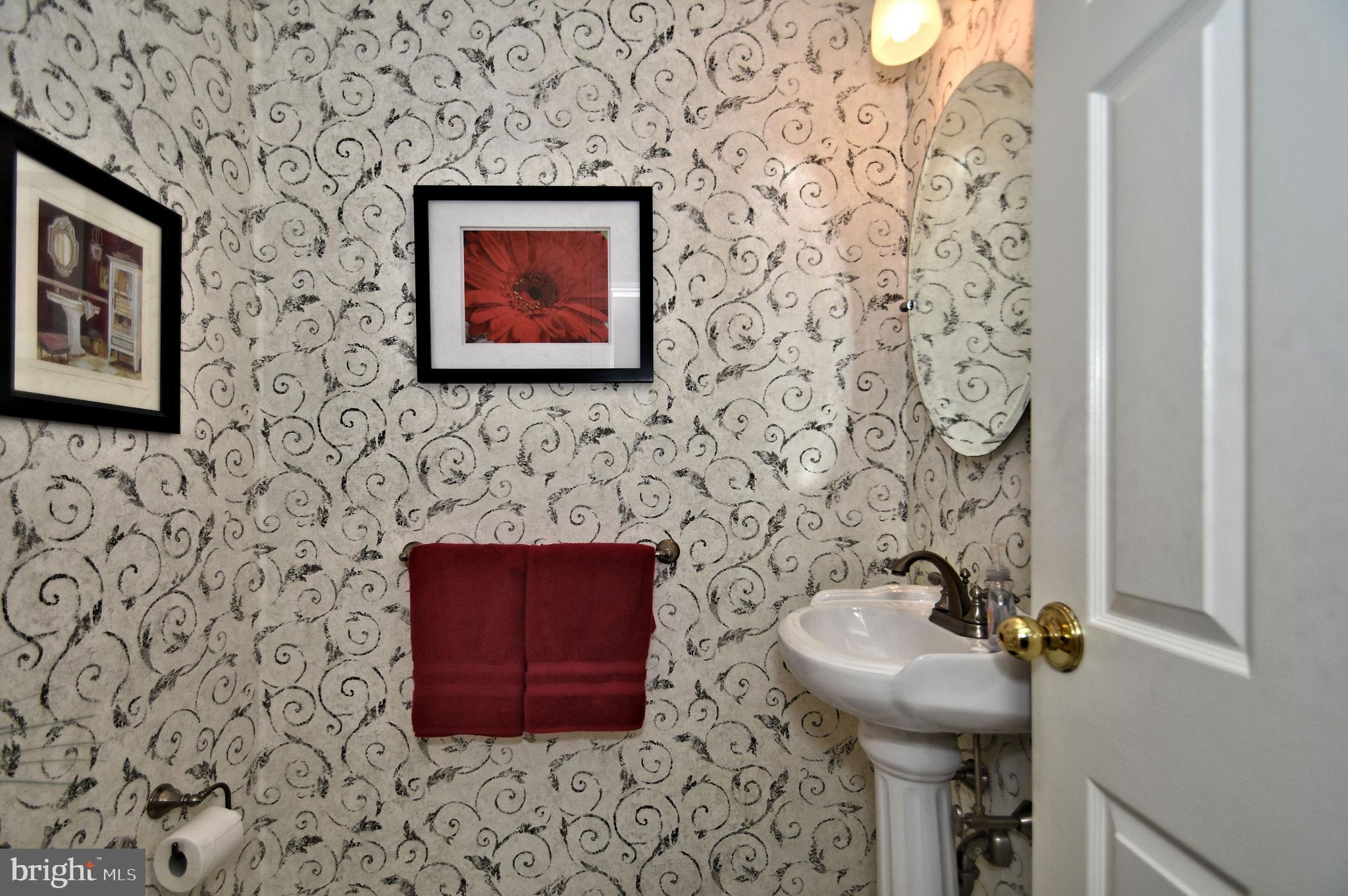 415 Lawrence Road Huntingdon Valley, PA 19006 - Photo 13 of 27 Gallery Image 13