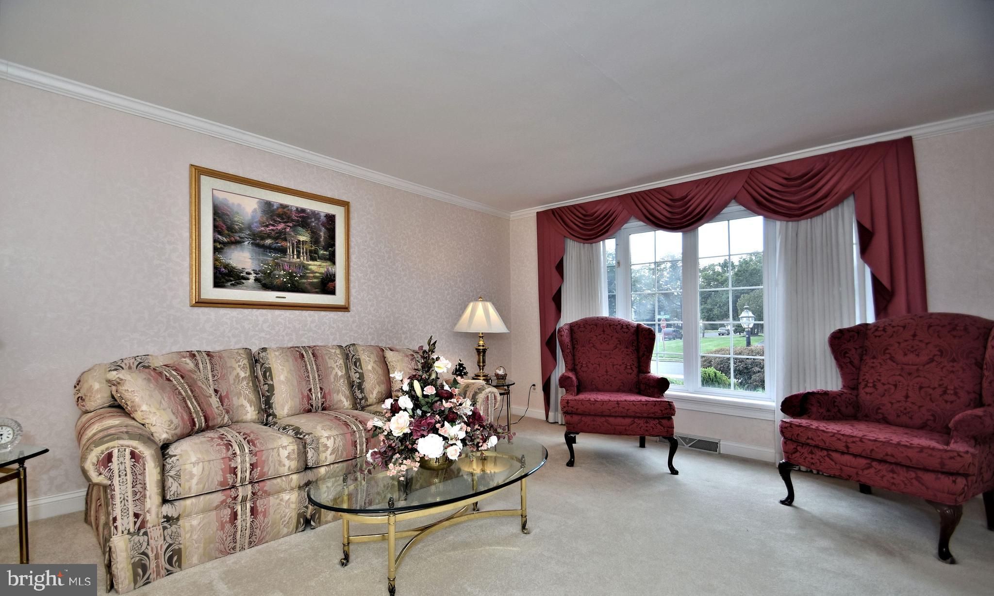 415 Lawrence Road Huntingdon Valley, PA 19006 - Photo 8 of 27 Gallery Image 8