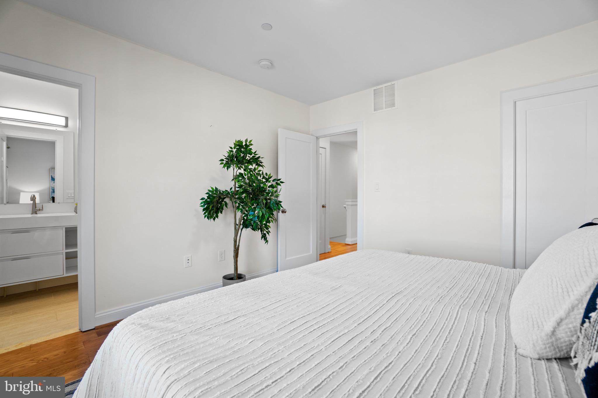 114 Todd Place Northeast, Unit 2 Washington, DC 20002 - Photo 18 of 26