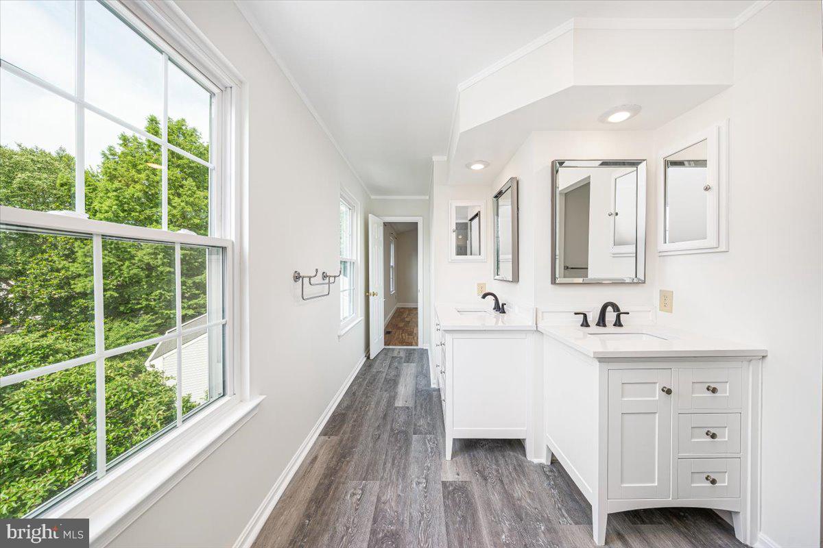 1002 Red Harvest Road Gambrills, MD 21054 - Photo 29 of 57 Abundance of Light