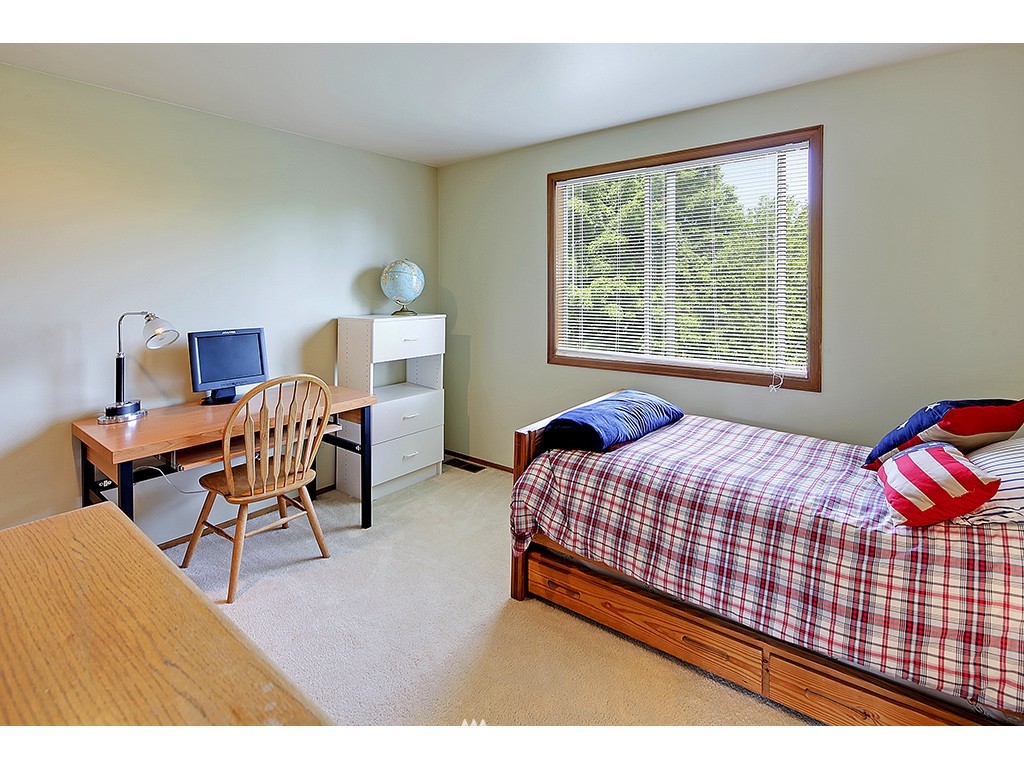 2431 240th Street Southeast Bothell, WA 98021 - Photo 14 of 21