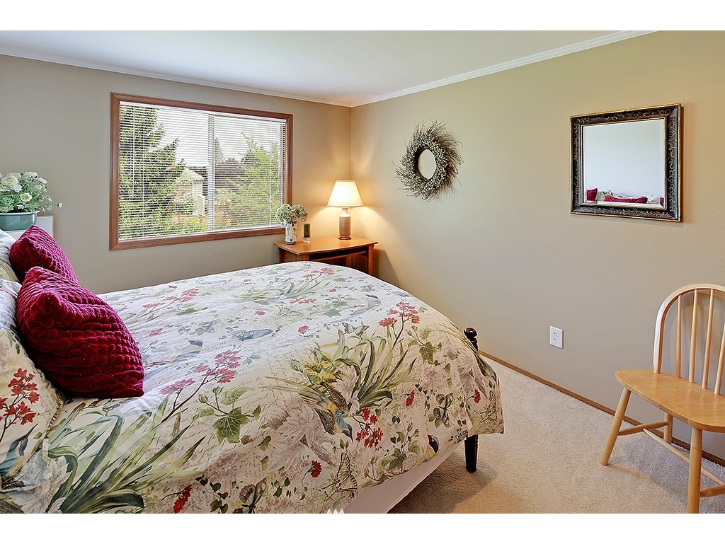2431 240th Street Southeast Bothell, WA 98021 - Photo 15 of 21