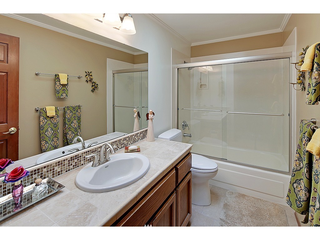 2431 240th Street Southeast Bothell, WA 98021 - Photo 17 of 21