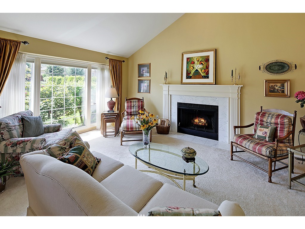 2431 240th Street Southeast Bothell, WA 98021 - Photo 5 of 21