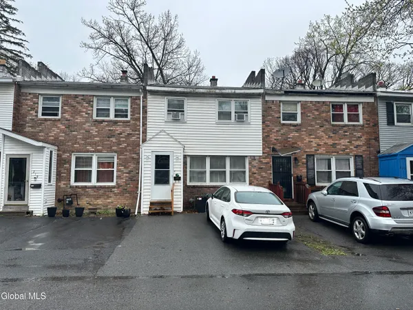 $180,000 | 217 Mt Hope Drive, Albany, NY 12202